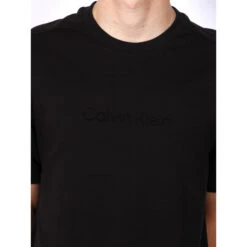 T-shirt Premium Comfort Debossed Log Noir Homme - Calvin Klein 9 T-shirt Premium Comfort Debossed Log Noir Homme - Calvin Klein -Teddy Smith Magasin t shirt premium comfort debossed log noir homme calvin klein 3